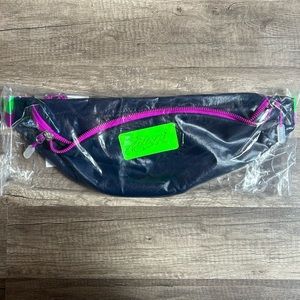 *SHIPS NOW* Nike Heritage Retro Crossbody Bag / Fanny Pack NEW